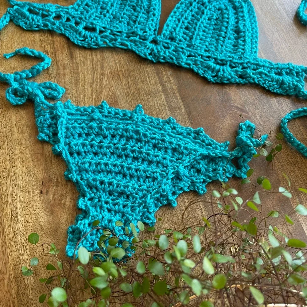 Handmade Crochet Bikini Set | Turquoise Blue | Adjustable Ties - Picture 5 of 5